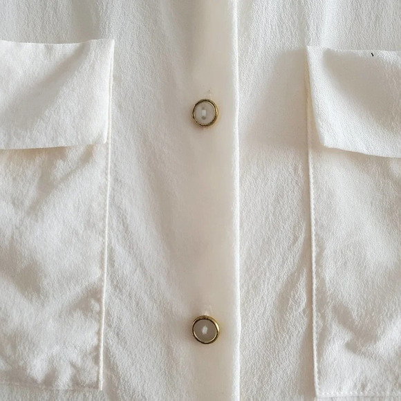 Club Monaco 100% silk blouse cream color with gold white buttons size S/P - Picture 2 of 8